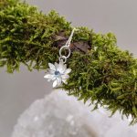 "Nature Details - Havasi gyopár" - kézzel készült ezüst medál akvamarinnal