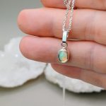 Letisztult etióp oplál amulett