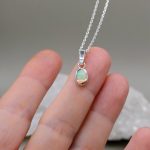 Letisztult etióp oplál amulett
