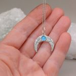 "Égi harmat" - kézzel készült ezüst talizmán kalcedonnal