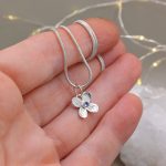 "Nature Details - Virág Tanzanittal" ezüst medál