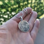 "A természet virágzó szépségei" ezüst talizmán