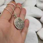 "A természet virágzó szépségei" ezüst talizmán