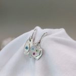 "Nature Details - Erdő és patak párbeszéde" - asszimetrikus ezüst fülbevaló