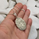 "Virágba borulva" / "Éjjeli bagoly" ezüst talizmán