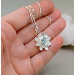"Harmatcsepp a szirmokon" - kézzel készült ezüst amulett akvamarinnal