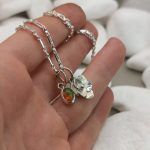 "Nature details - Opál és réti virág" ezüst charm