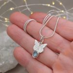 "Megújulás Pillangó -Topázzal" - ezüst amulett