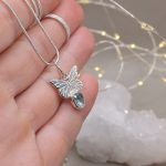 "Megújulás Pillangó -Topázzal" - ezüst amulett