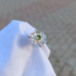 "Nature Details - Peridot Virág" - kézzel készült ezüst gyűrű