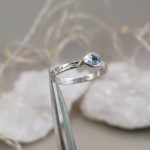 "Nature details - Égi tisztaság" - ezüst gyűrű topázzal